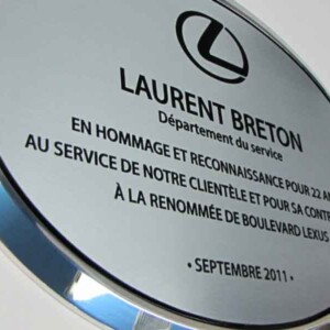Broderieet Trophées des Patriotes - Plaque honorifique Lexus