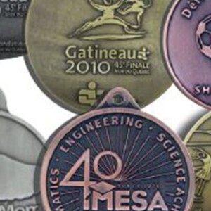 Broderie et Trophées des Patriotes - Médailles